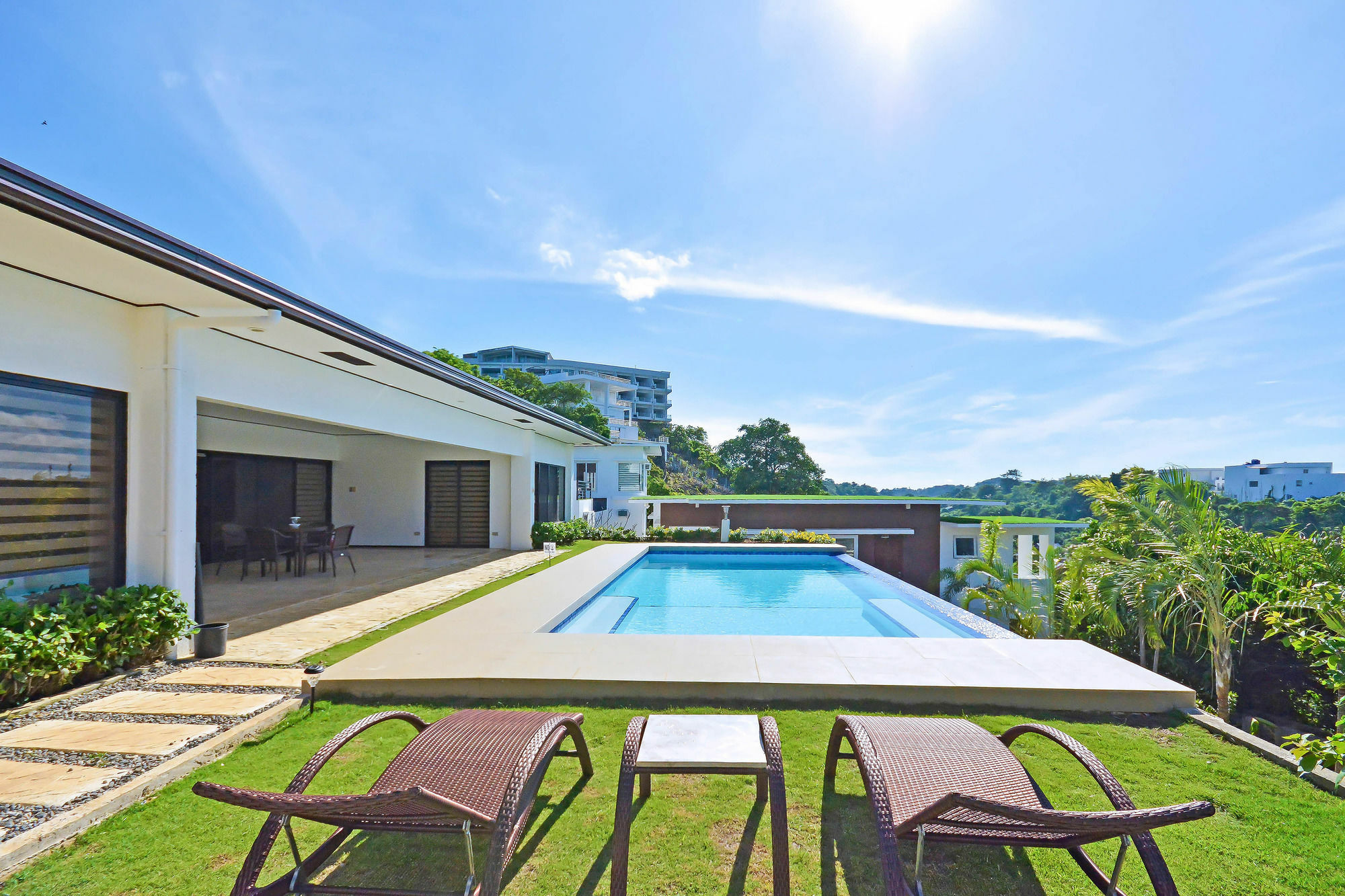 One Hagdan Villas Yapak Exterior foto