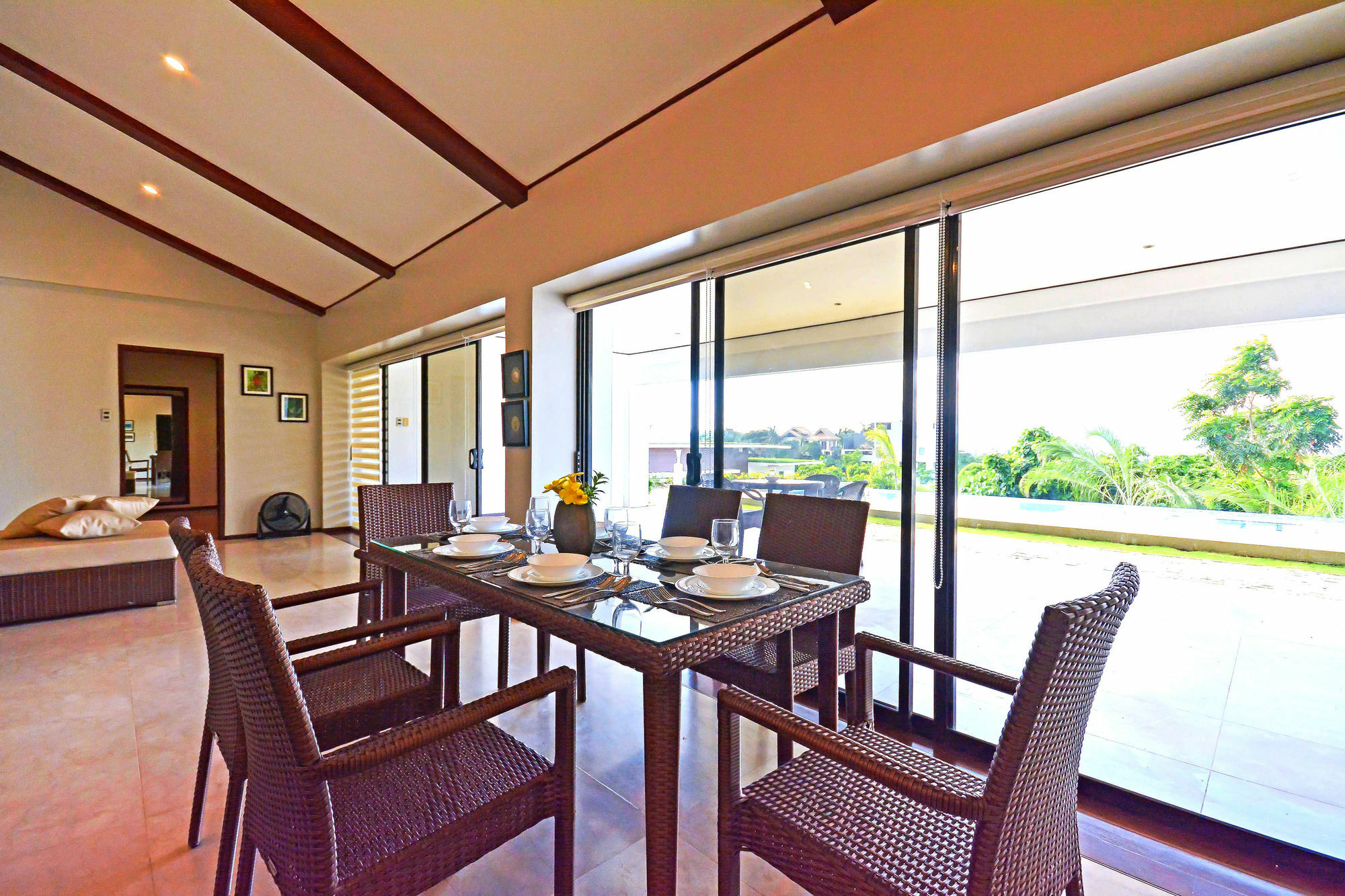 One Hagdan Villas Yapak Exterior foto